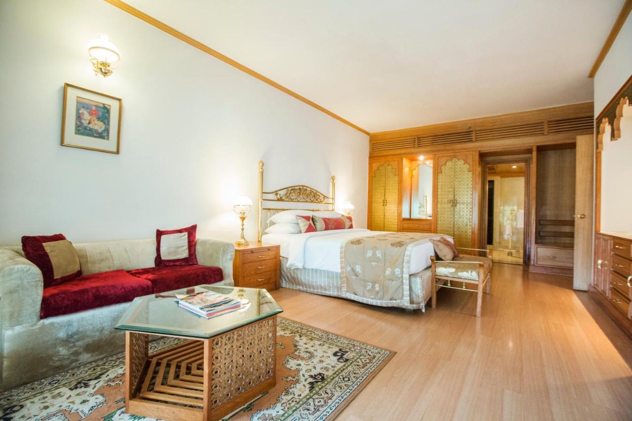 Taj Banjara Ξενοδοχείο Χιντεραμπάντ Εξωτερικό φωτογραφία A room at the Taj Bengal